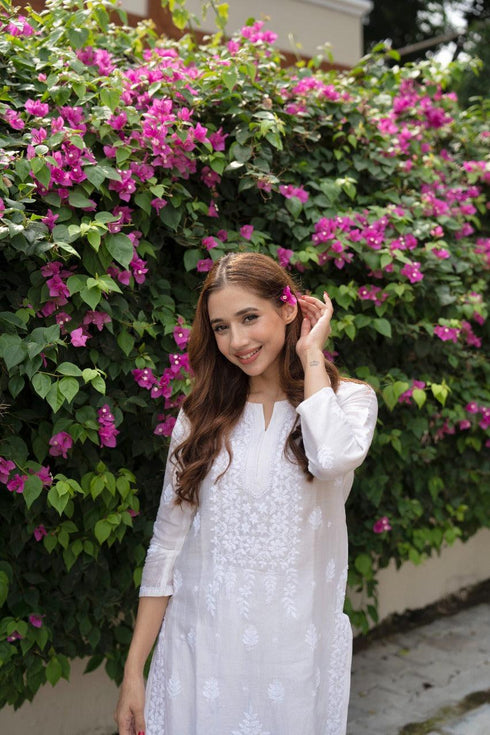 Ria Malhotra in Hand Embroidery Chikankari Long Kurti for Women In Chanderi Silk White-6